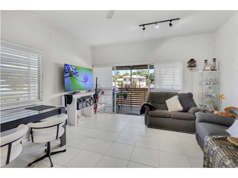 26-28 Howe Street, Cairns North QLD 4870