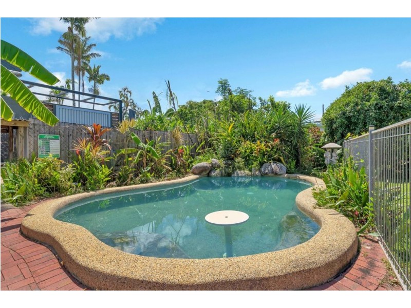26-28 Howe Street, Cairns North QLD 4870