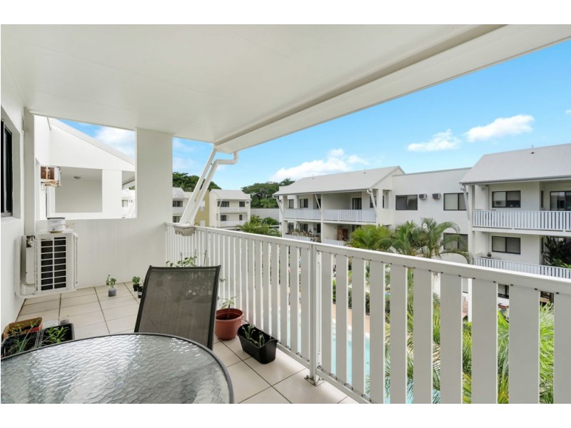 8/44-50 Pease Street, Manoora QLD 4870