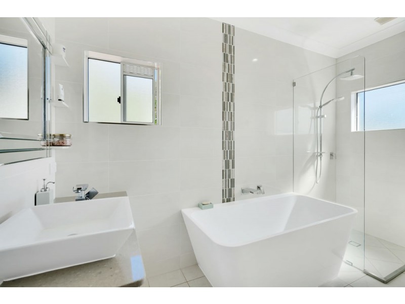 8 Dorunda Street, Mount Sheridan QLD 4868