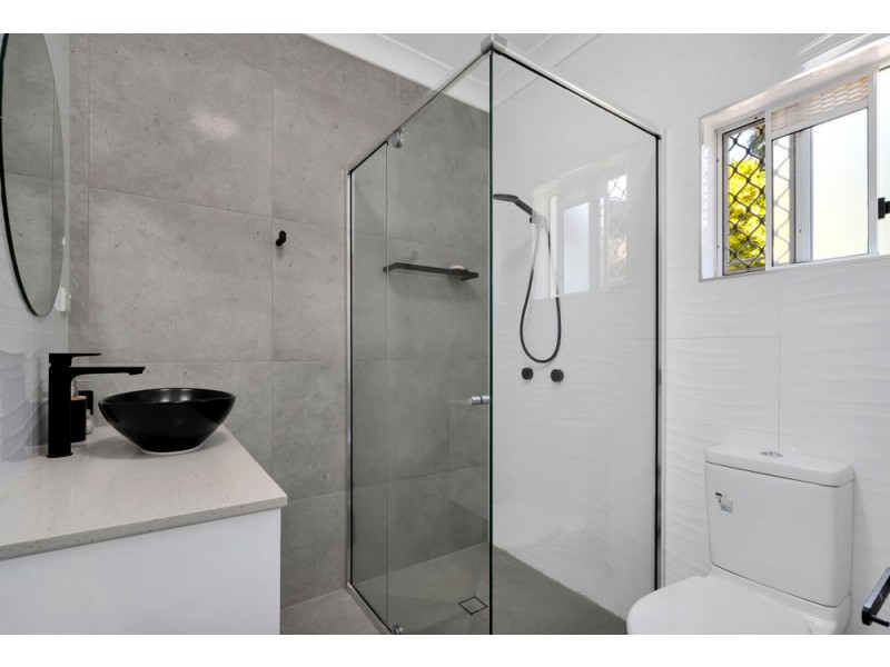 8 Dorunda Street, Mount Sheridan QLD 4868