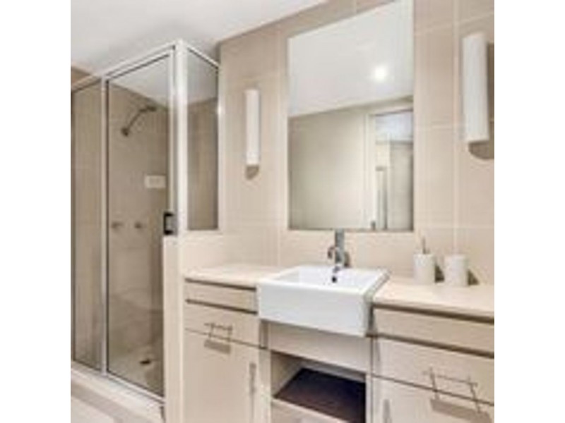 203/12 Gregory Street, Westcourt QLD 4870