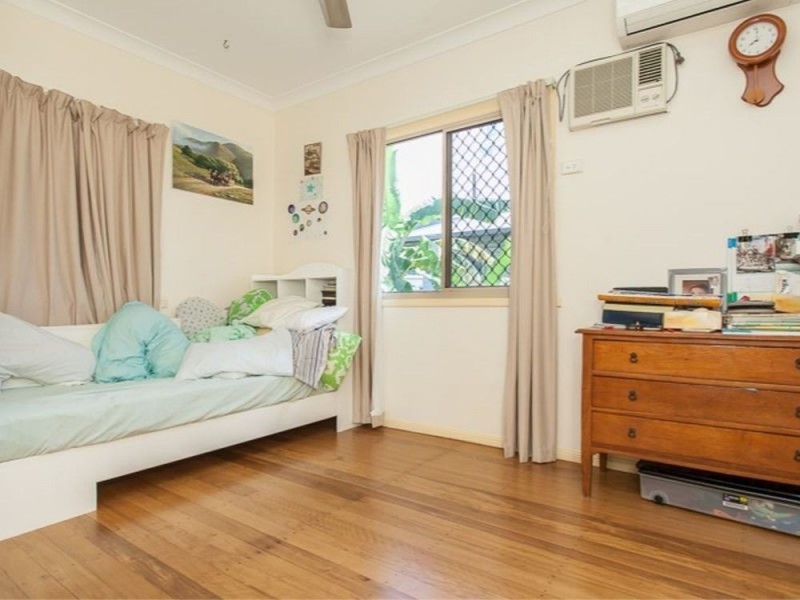 1-3 McKauge Street, Earlville QLD 4870