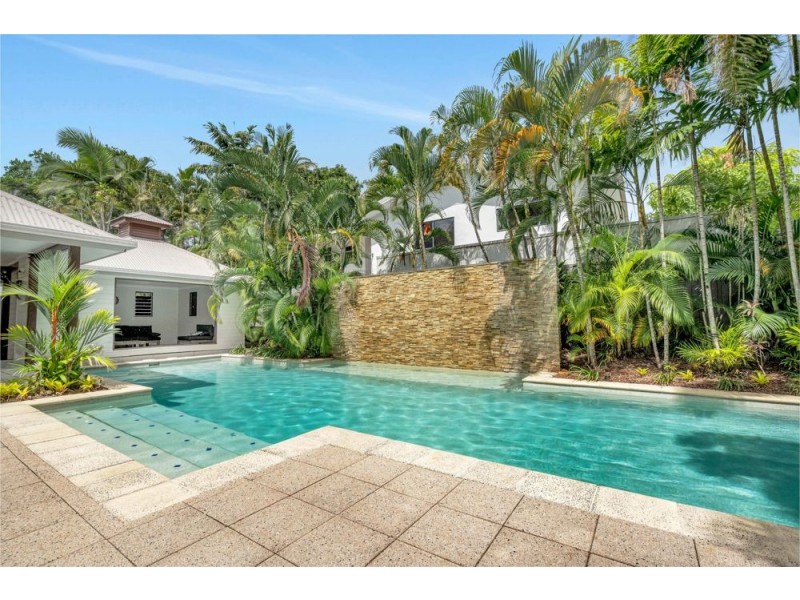 12/242 Grafton Street, Cairns North QLD 4870