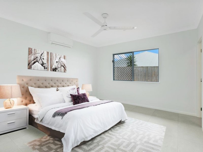 58 Springbrook Avenue, Redlynch QLD 4870