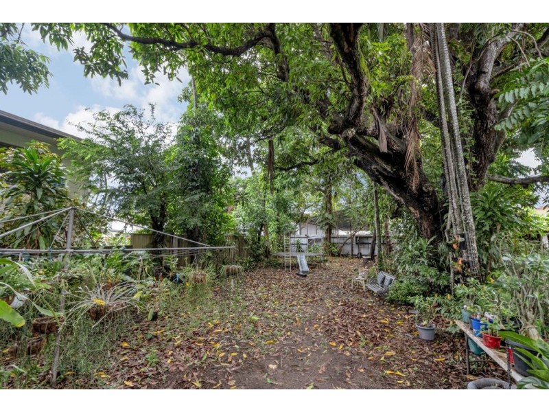 165 Grafton Street, Cairns City QLD 4870