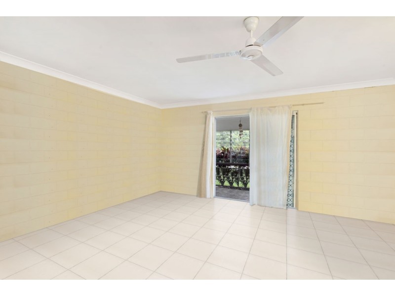 12 Lynette Street, Woree QLD 4868