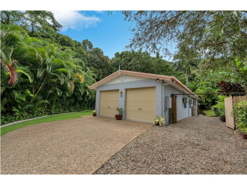 21 Gloucester Street, Whitfield QLD 4870