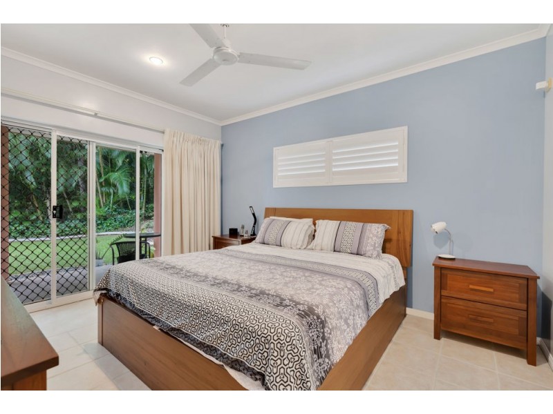 21 Gloucester Street, Whitfield QLD 4870