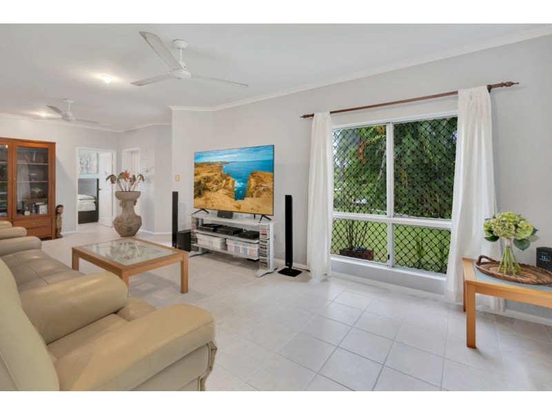 21 Gloucester Street, Whitfield QLD 4870