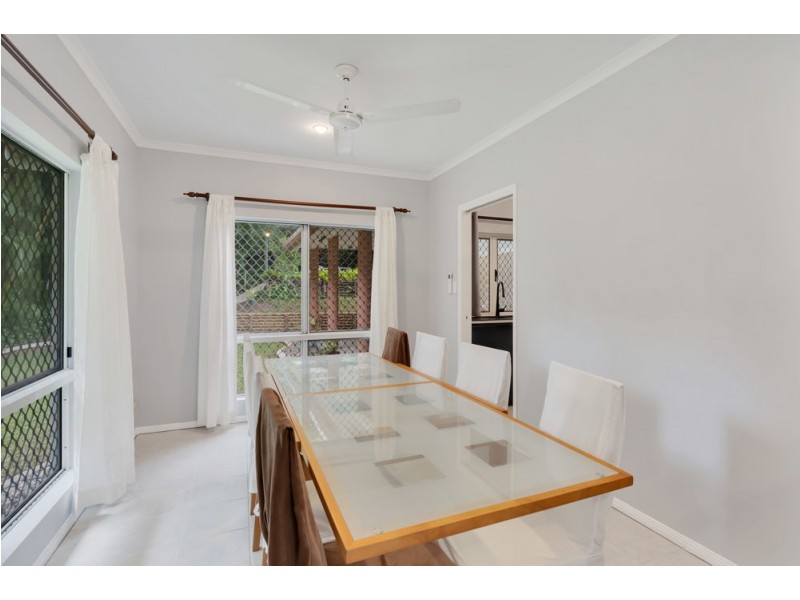 21 Gloucester Street, Whitfield QLD 4870