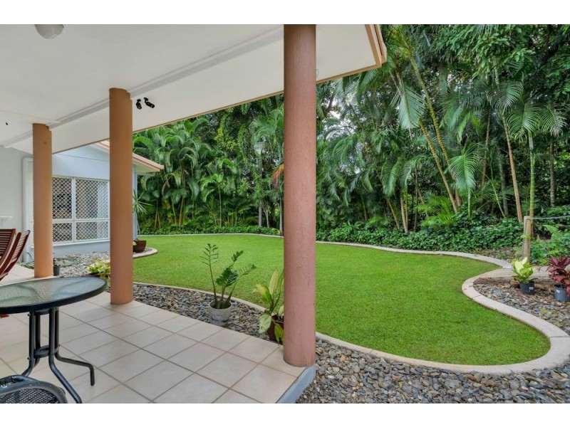 21 Gloucester Street, Whitfield QLD 4870
