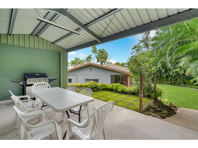 21 Gloucester Street, Whitfield QLD 4870
