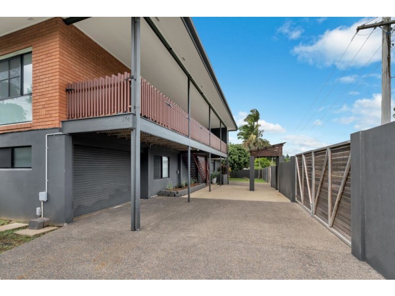 174 McManus Street, Whitfield QLD 4870