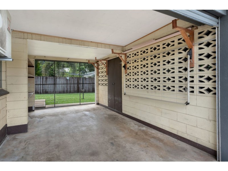 174 McManus Street, Whitfield QLD 4870