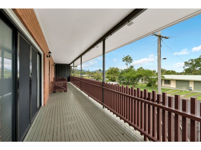 174 McManus Street, Whitfield QLD 4870