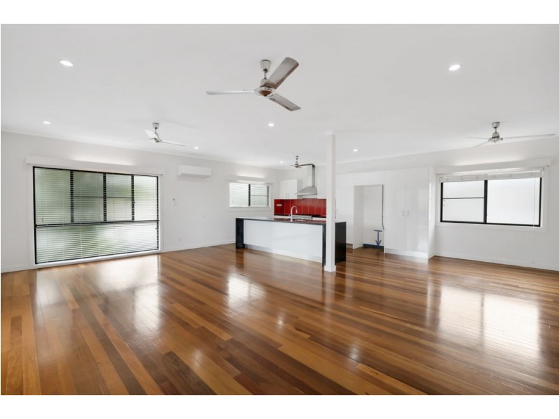 174 McManus Street, Whitfield QLD 4870