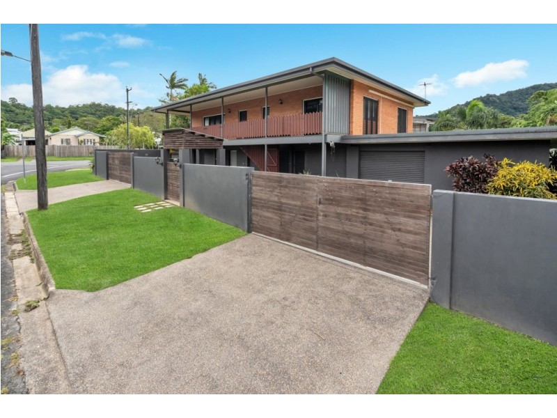 174 McManus Street, Whitfield QLD 4870