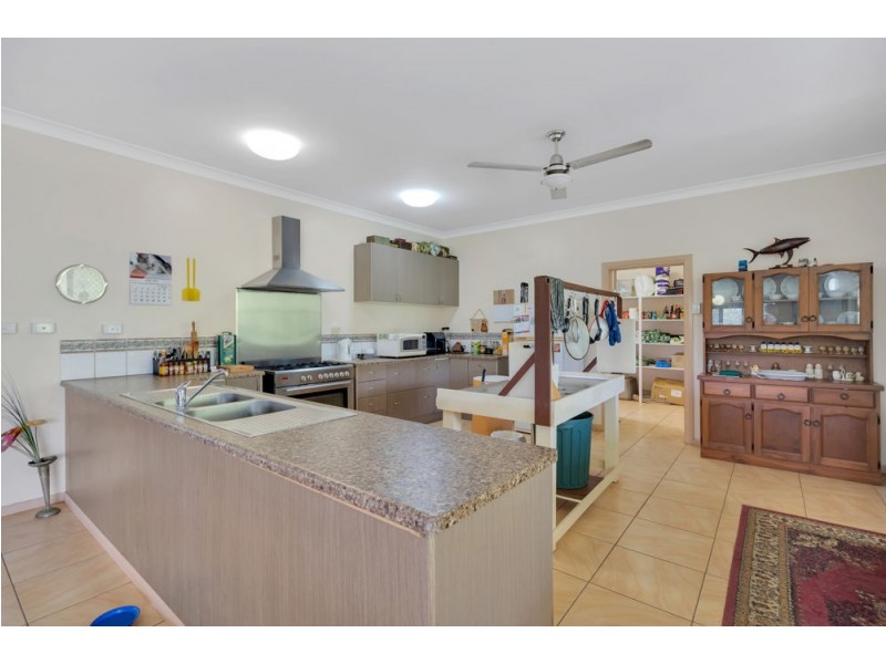 246 Russell Pocket Road, Barrine QLD 4872