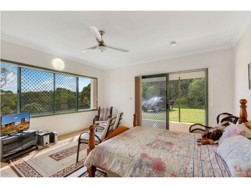 246 Russell Pocket Road, Barrine QLD 4872