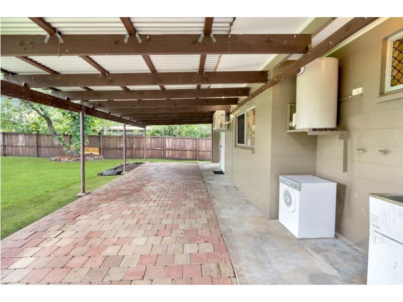 13 Goldwyn Close, White Rock QLD 4868