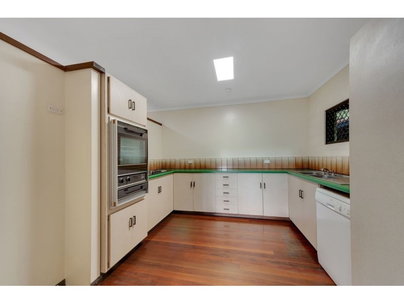 76 Upper Perkins Road, Manoora QLD 4870