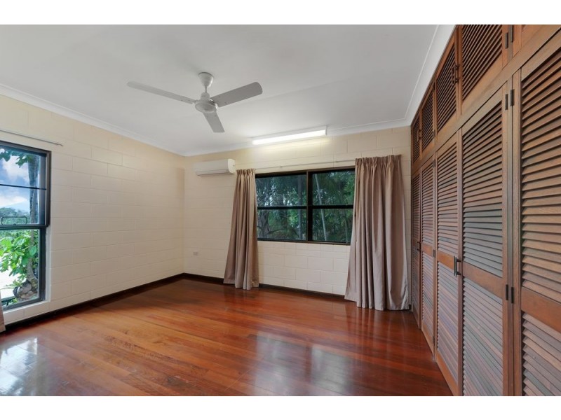 76 Upper Perkins Road, Manoora QLD 4870