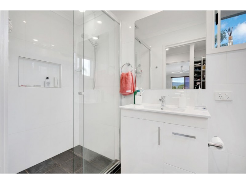 168 Jensen Street, Edge Hill QLD 4870