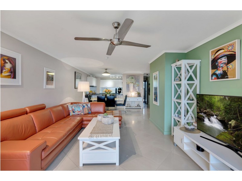 23/249 Esplanade, Cairns North QLD 4870