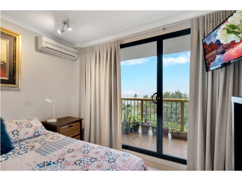 23/249 Esplanade, Cairns North QLD 4870