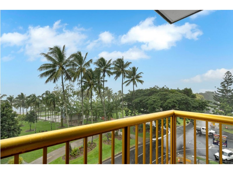 23/249 Esplanade, Cairns North QLD 4870