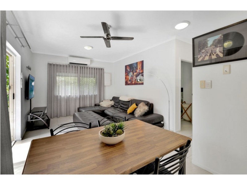 9/4-5 Hollett Close, Manunda QLD 4870