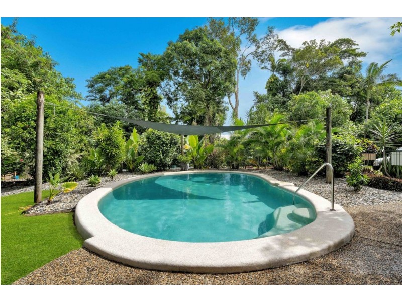 9/4-5 Hollett Close, Manunda QLD 4870