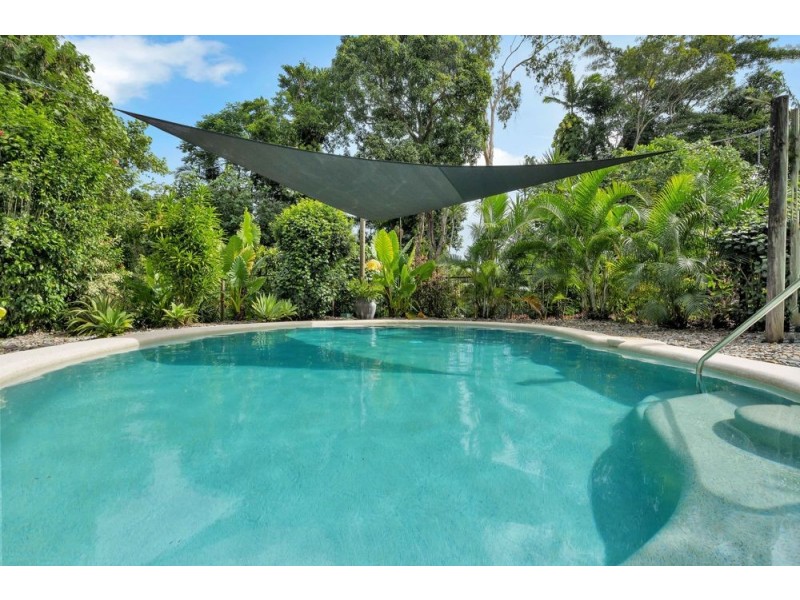 9/4-5 Hollett Close, Manunda QLD 4870