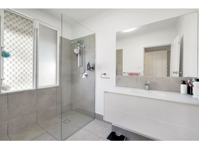 75 Marti Street, Bayview Heights QLD 4868