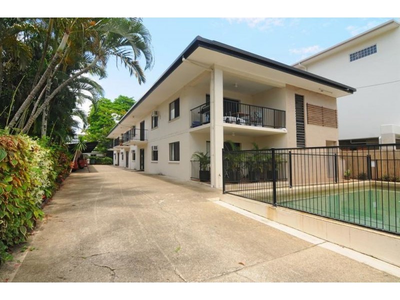 2/187 Lake Street, Cairns City QLD 4870