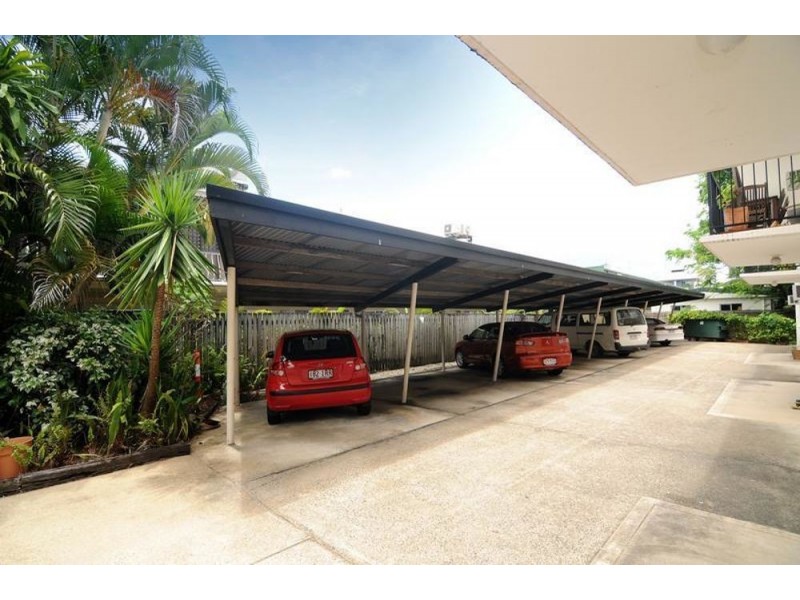 2/187 Lake Street, Cairns City QLD 4870