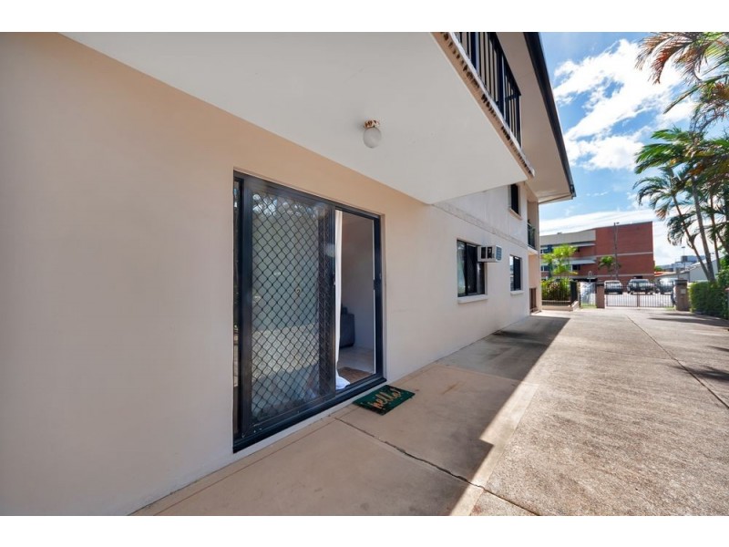 2/187 Lake Street, Cairns City QLD 4870