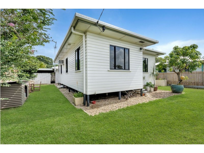 41 Mayers Street, Manoora QLD 4870