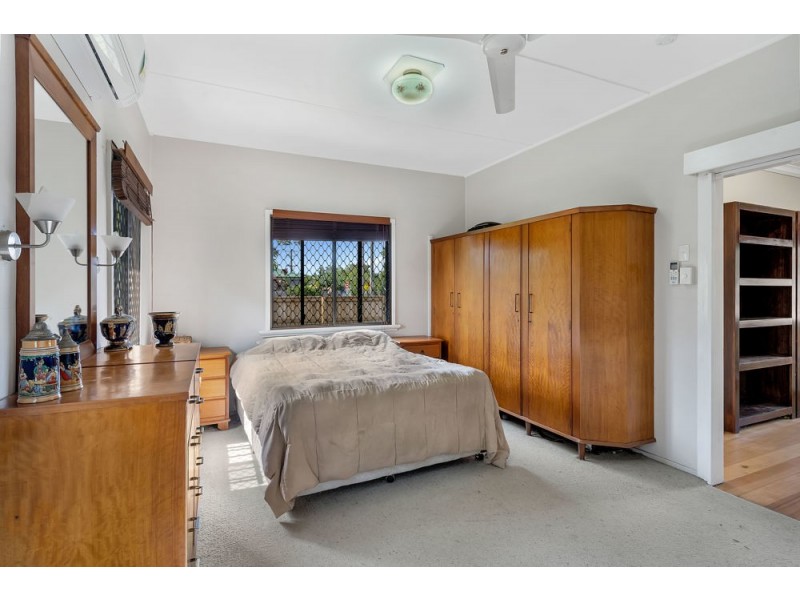41 Mayers Street, Manoora QLD 4870