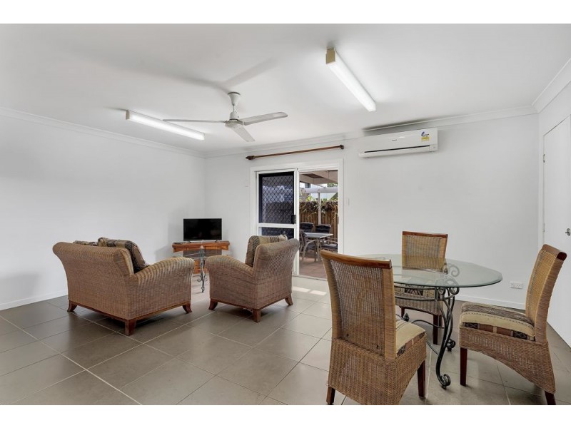 41 Mayers Street, Manoora QLD 4870