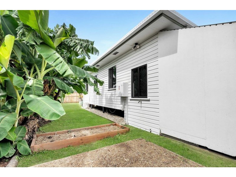 41 Mayers Street, Manoora QLD 4870