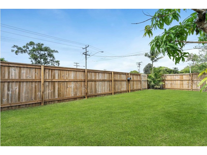 41 Mayers Street, Manoora QLD 4870