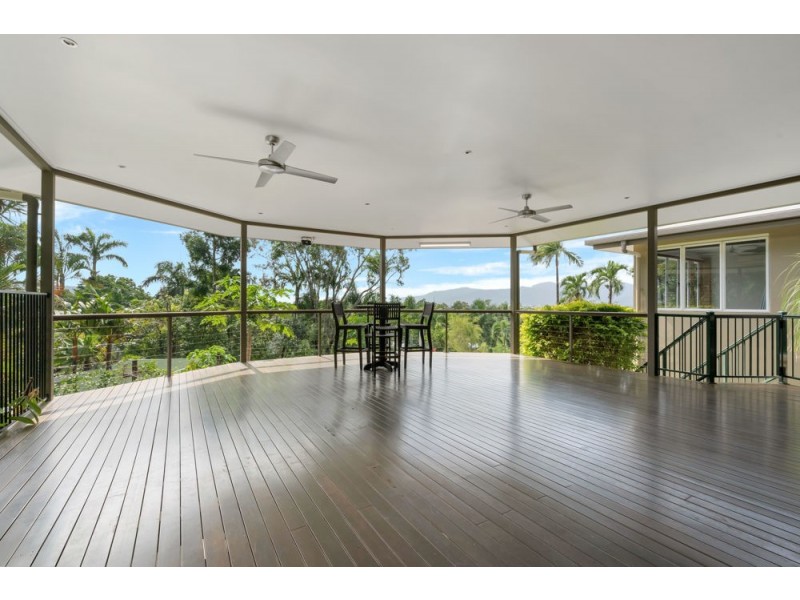 17 Minerva Avenue, Mooroobool QLD 4870