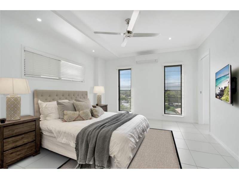 12 Sunbird Drive, Woree QLD 4868
