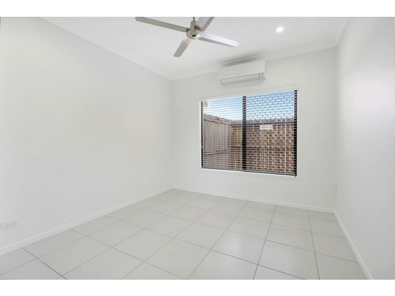 12 Sunbird Drive, Woree QLD 4868