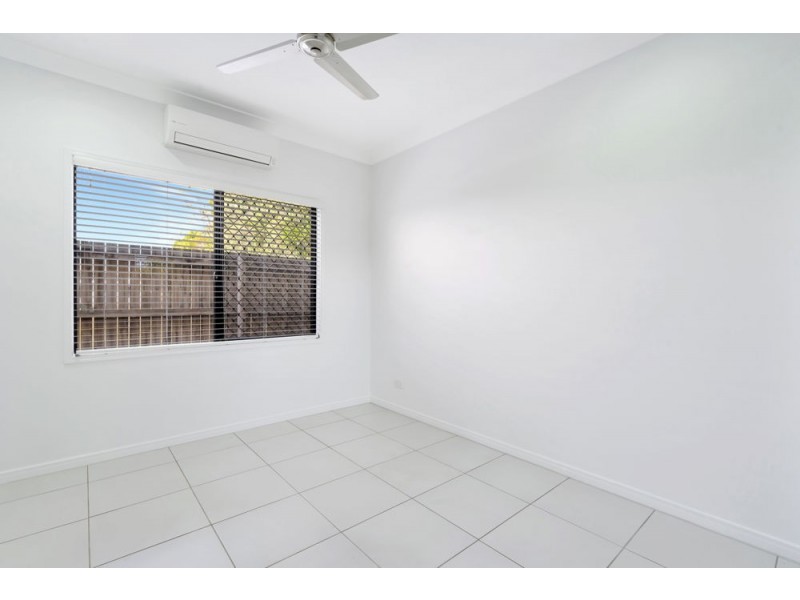 12 Sunbird Drive, Woree QLD 4868