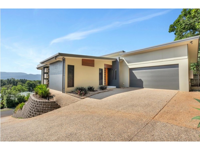 12 Sunbird Drive, Woree QLD 4868
