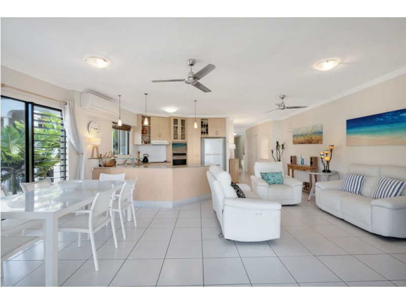 7/37 Vasey Esplanade, Trinity Beach QLD 4879