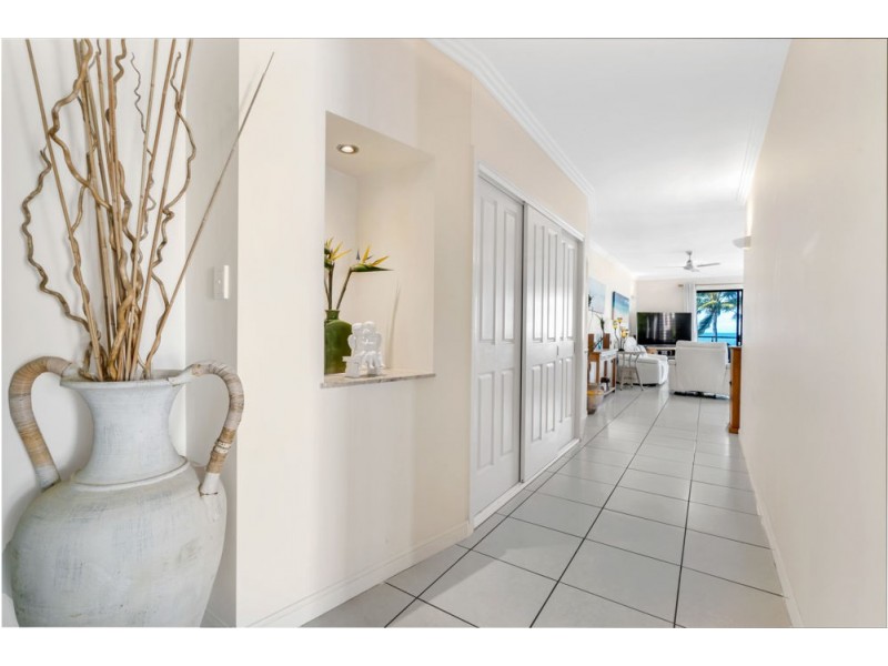 7/37 Vasey Esplanade, Trinity Beach QLD 4879